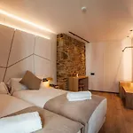 Ξενοδοχείο Plaza Obradoiro By Bossh! 2*