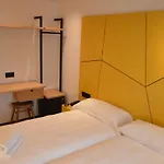 Plaza Obradoiro By Bossh! Σαντιάγο ντε Κομποστέλα