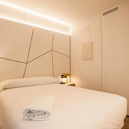 Plaza Obradoiro By Bossh! ホテル サンティアゴ・デ・コンポステーラ