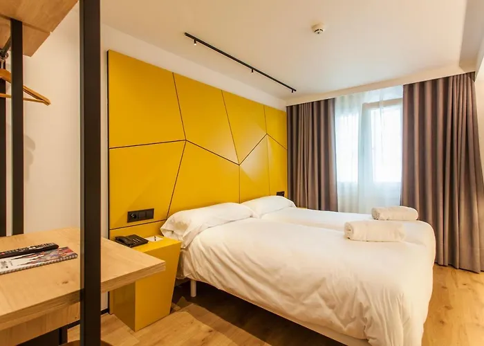 Plaza Obradoiro By Bossh! Hotel 2*