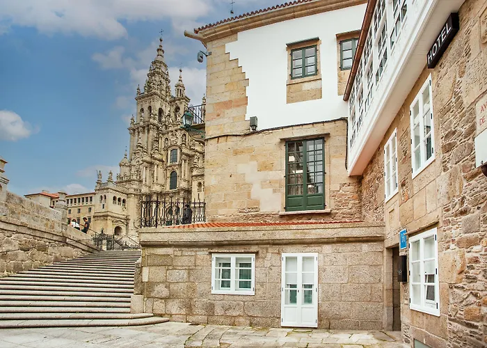 Hotel Plaza Obradoiro By Bossh! 2*